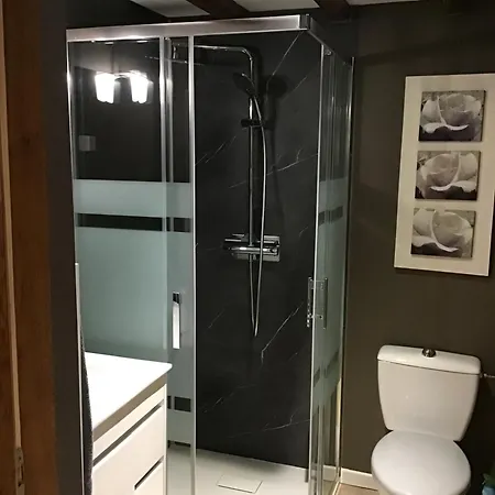 Le Petit Mona Celena Civaux