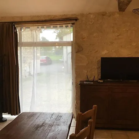 Le Petit Mona Celena * Civaux